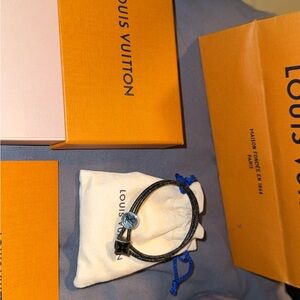 LOUIS VUITTON BRACELET AUTHENTIC PROOF